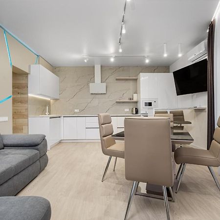 Pearl 45 Panoramic Sea View Apartment Odesa Exterior photo